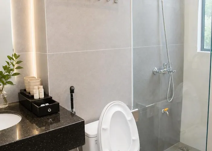 Khach San Cat House Hotel