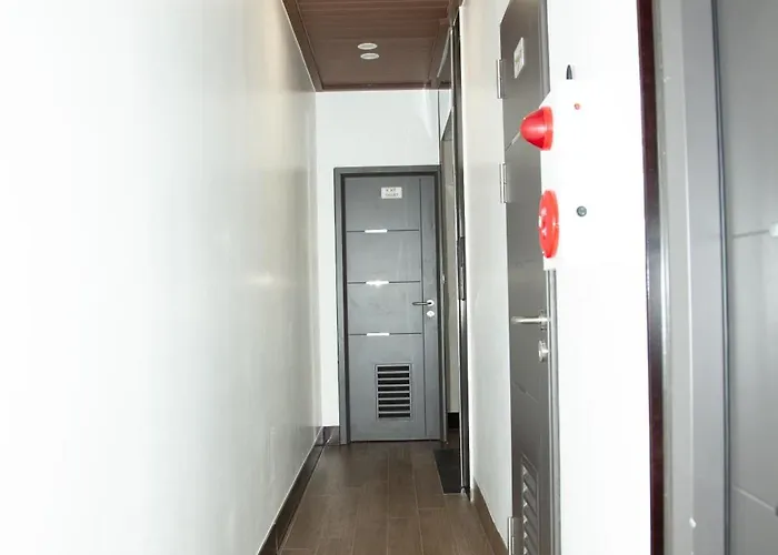 Hotel Khach San Cat House Hạ Long