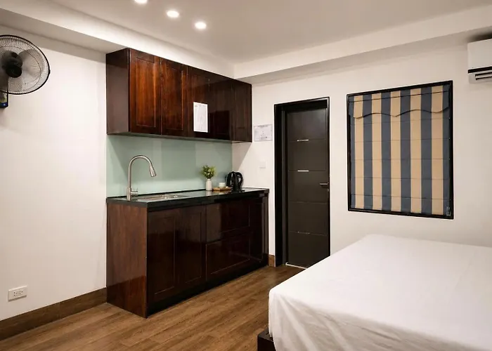 Khach San Cat House Hotel